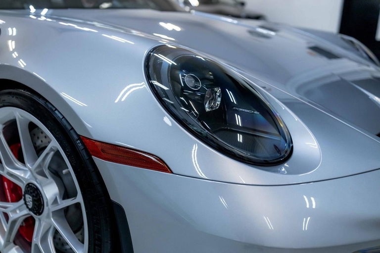 Porsche 992 GT3 Touring