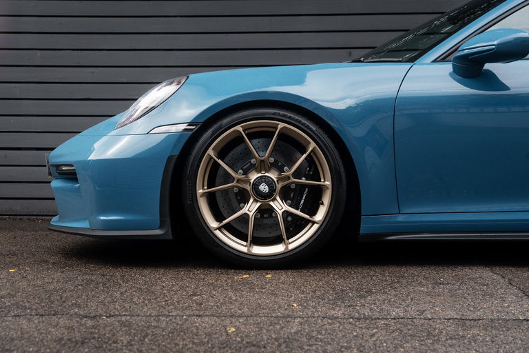 Porsche 992 GT3 Touring