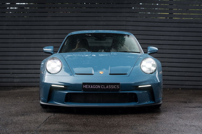 Porsche 992 GT3 Touring