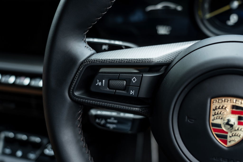 Porsche 992 GT3 Touring