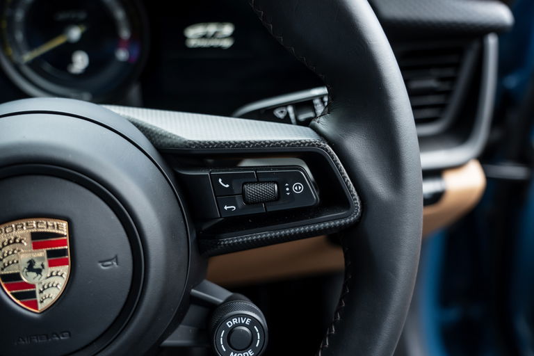 Porsche 992 GT3 Touring