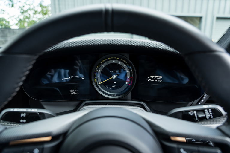 Porsche 992 GT3 Touring