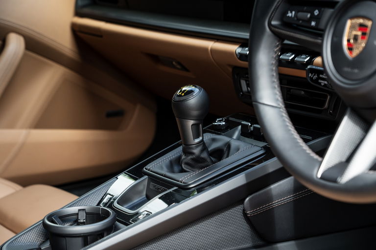 Porsche 992 GT3 Touring