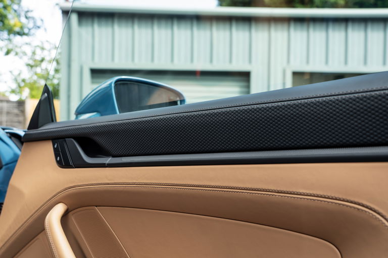 Porsche 992 GT3 Touring