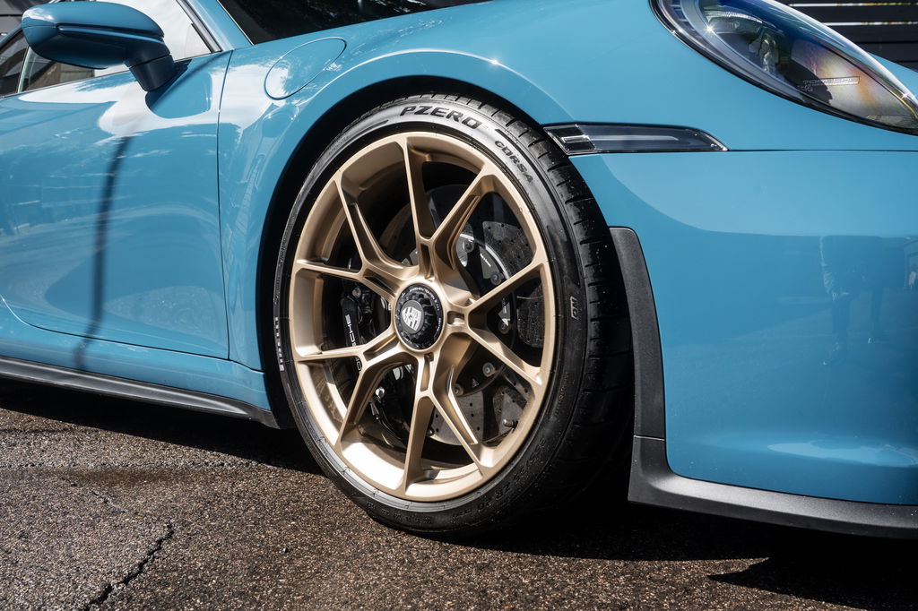 Porsche 992 GT3 Touring