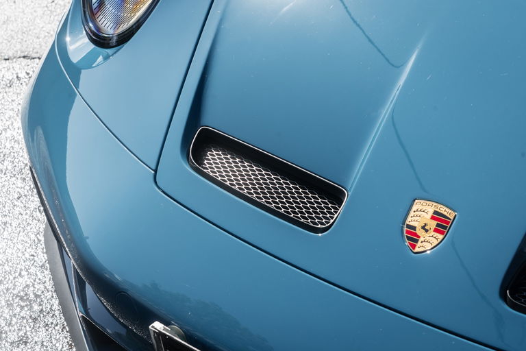 Porsche 992 GT3 Touring