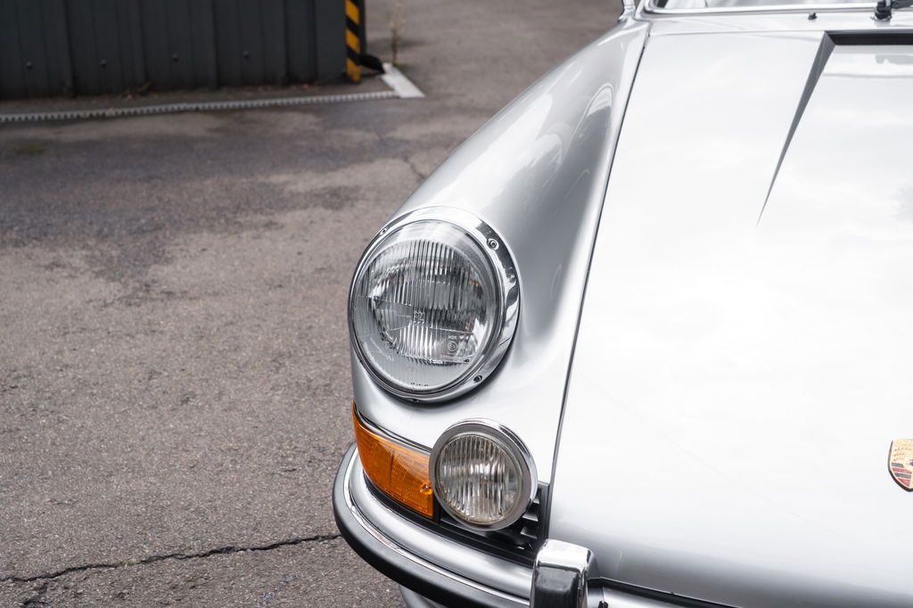 Porsche 911 S (F-Modell)