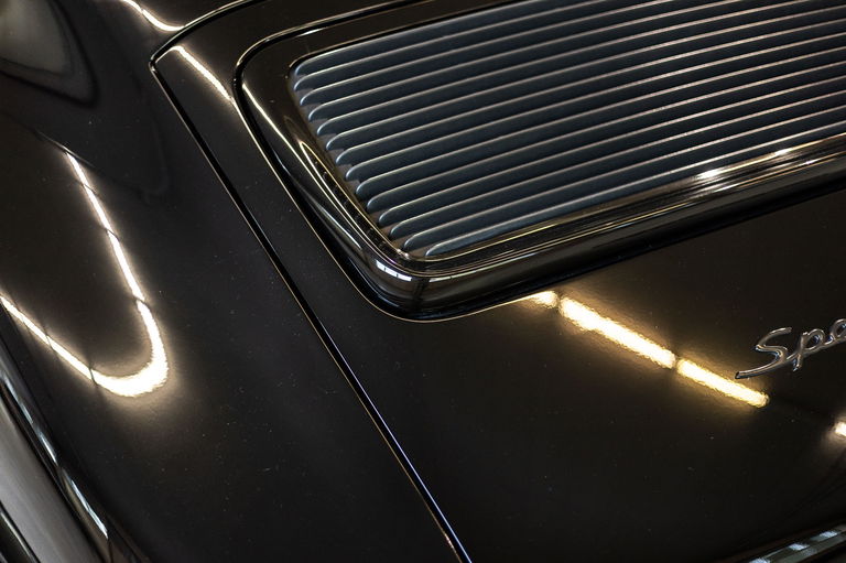 Porsche 964 Carrera 2 Speedster