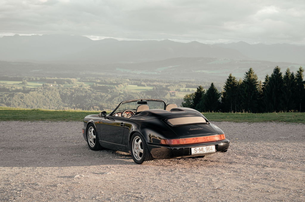 Porsche 964 Carrera 2 Speedster