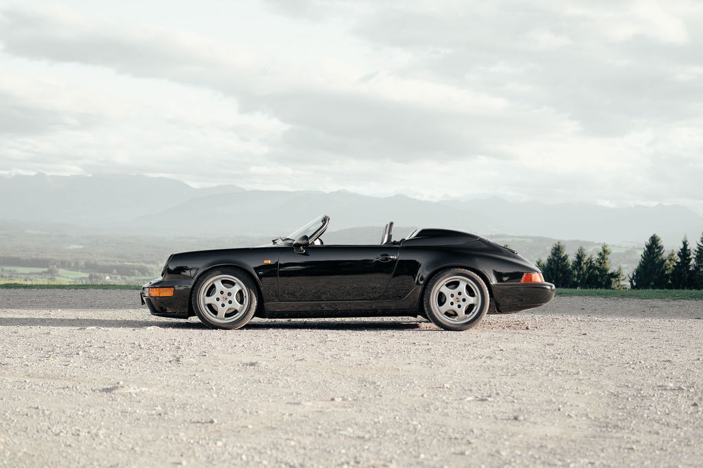 Porsche 964 Carrera 2 Speedster