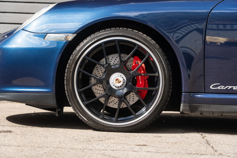 Porsche 997.2 Carrera GTS