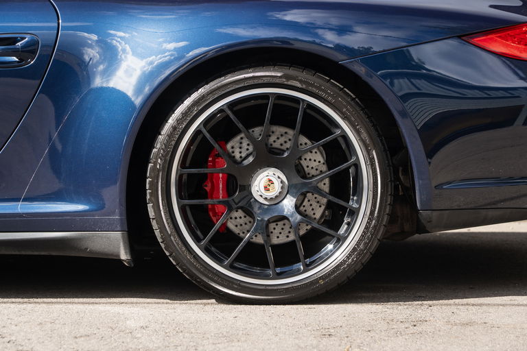 Porsche 997.2 Carrera GTS