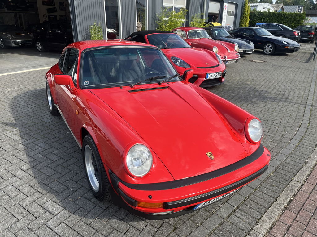 Porsche 911 Carrera 3.2