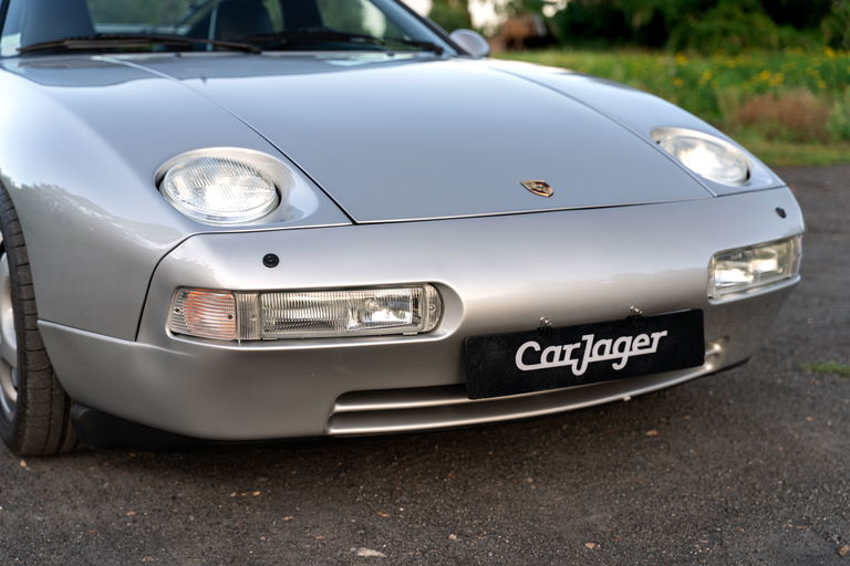 Porsche 928 GT