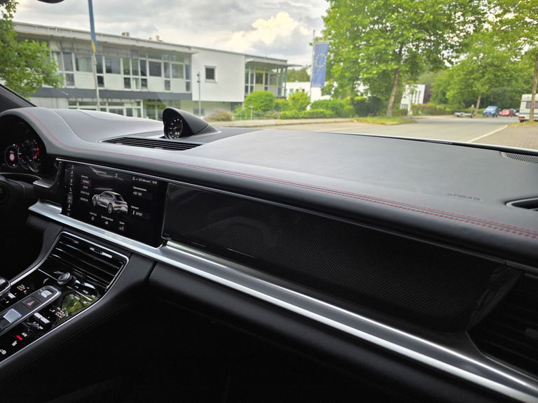 Porsche Panamera GTS