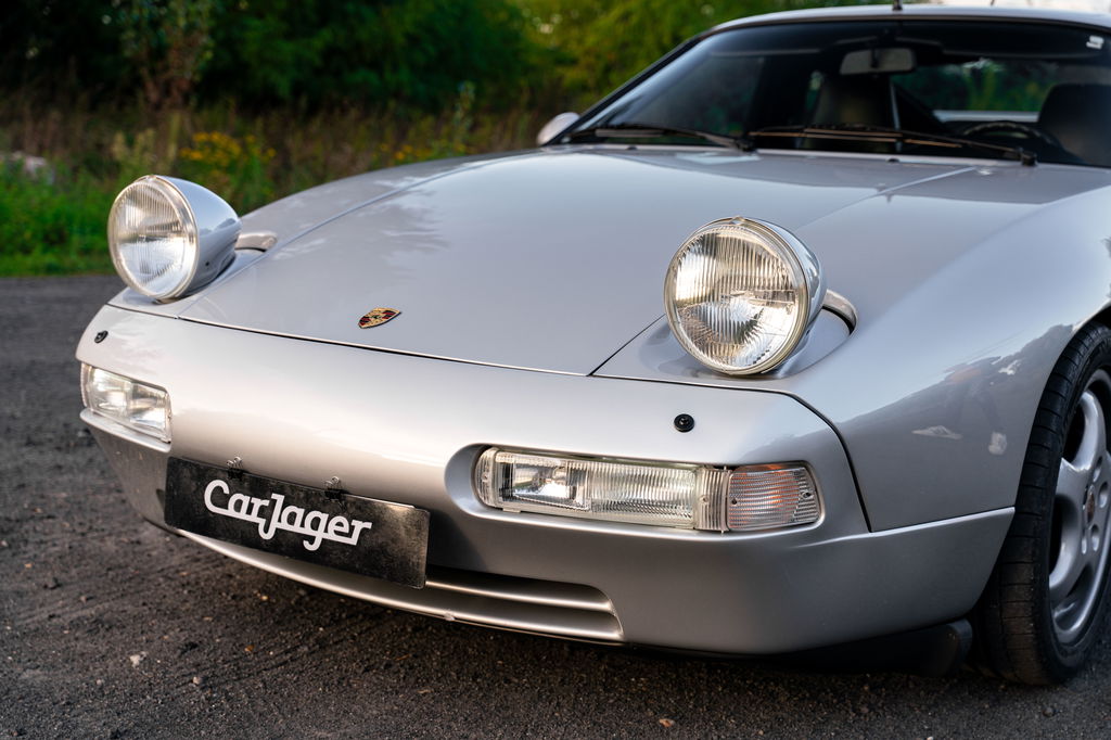 Porsche 928 GT