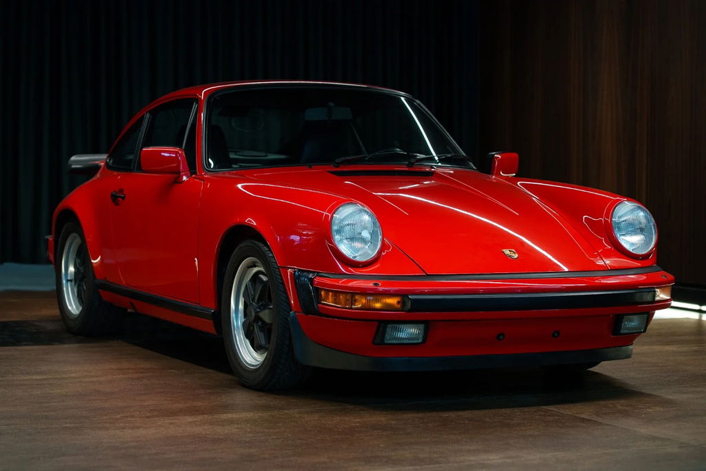 Porsche 911 Carrera 3.2