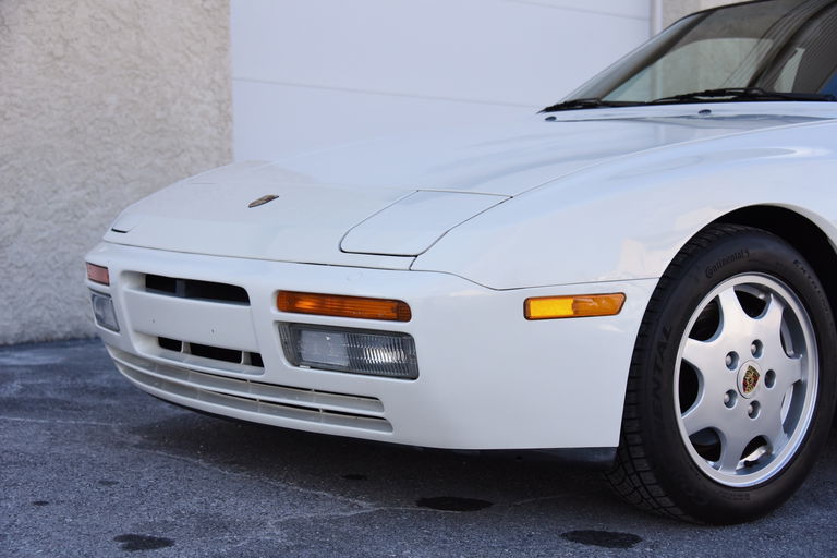 Porsche 944 S2 Coupé