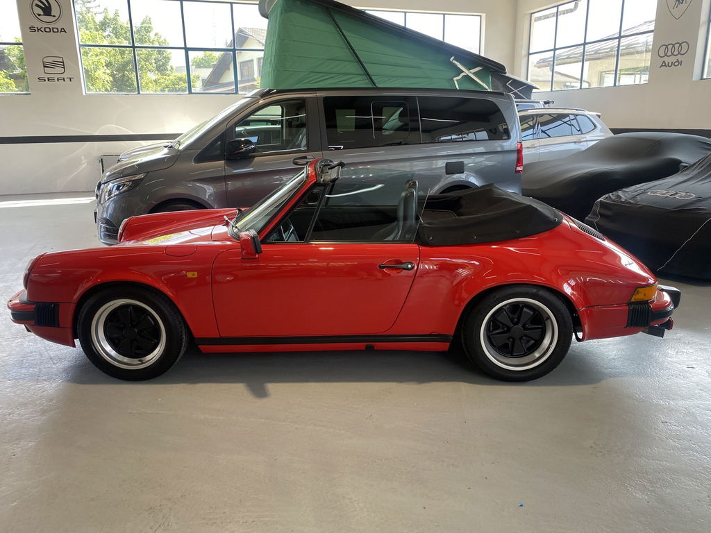 Porsche 911 Carrera 3.2
