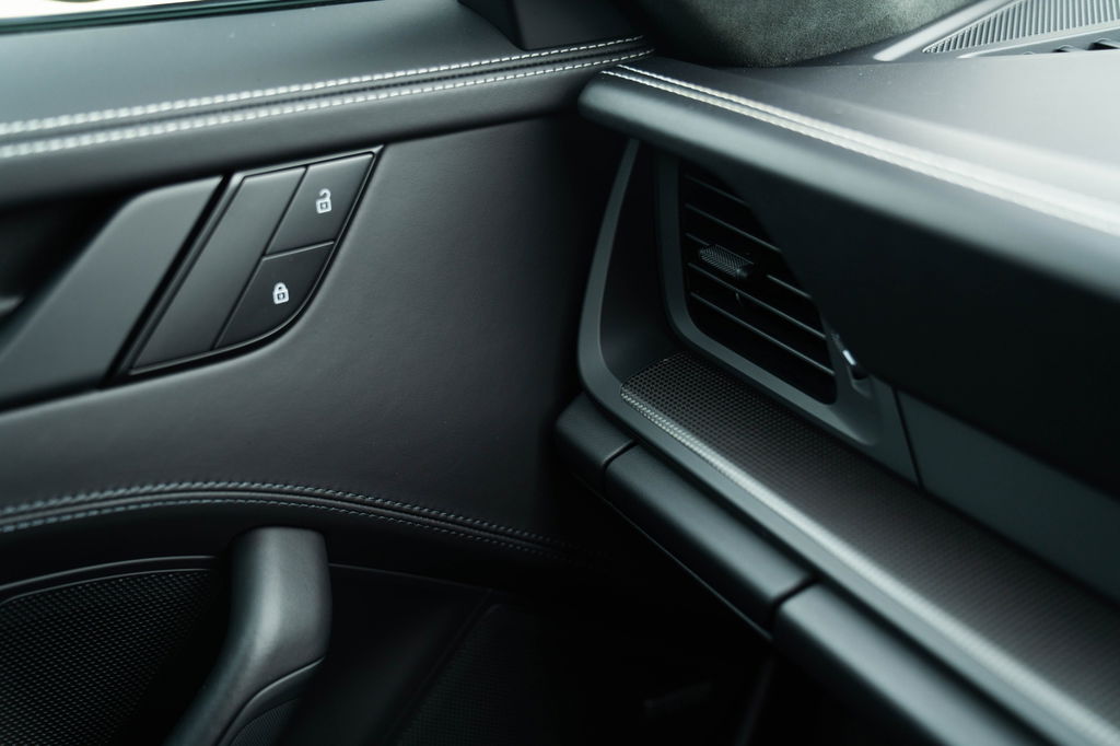 Porsche 992 Carrera GTS