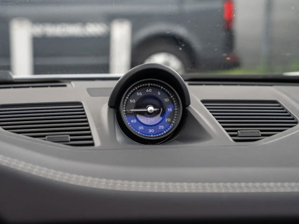 Porsche 992 Targa 4 GTS