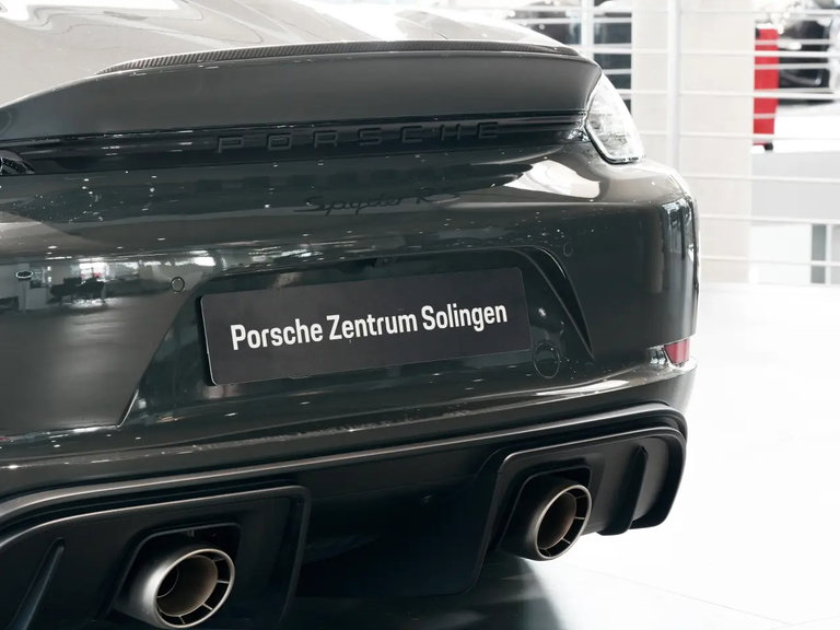 Porsche 718 Spyder RS