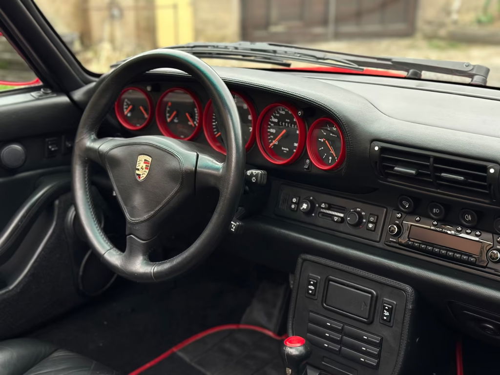 Porsche 993 Carrera 4