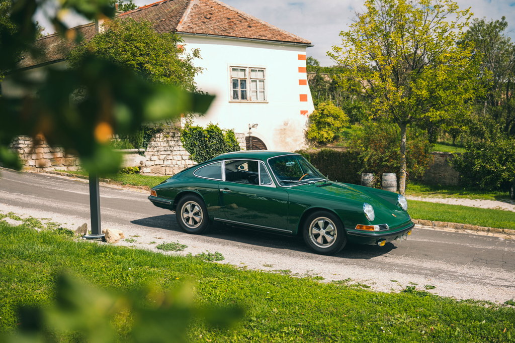 Porsche 911 S (F-Modell)