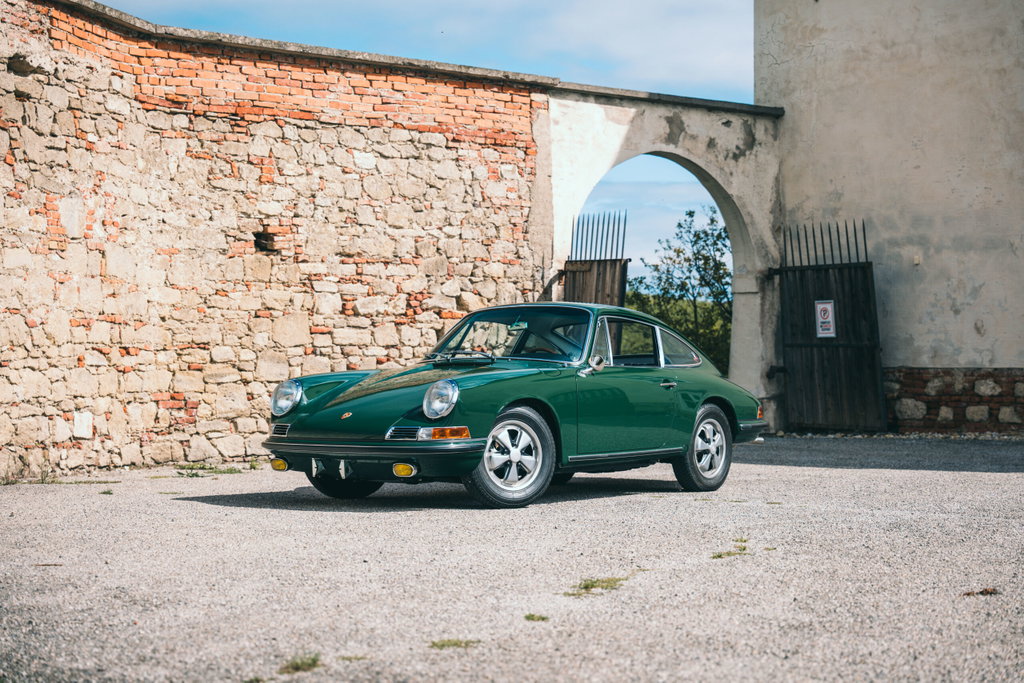 Porsche 911 S (F-Modell)