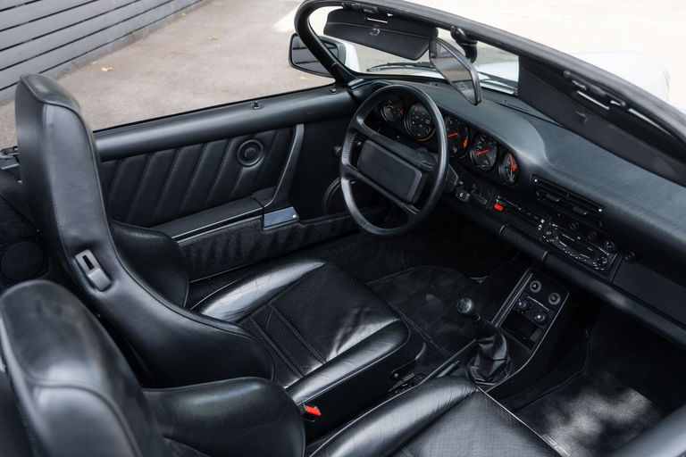 Porsche 911 Carrera 3.2 Speedster