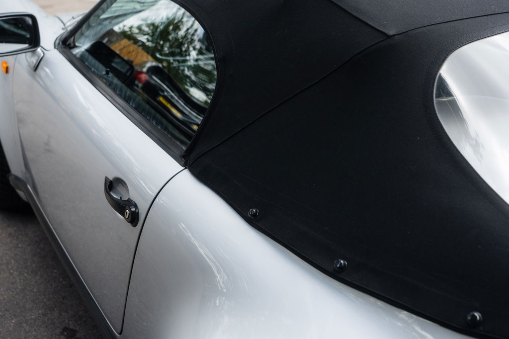 Porsche 911 Carrera 3.2 Speedster