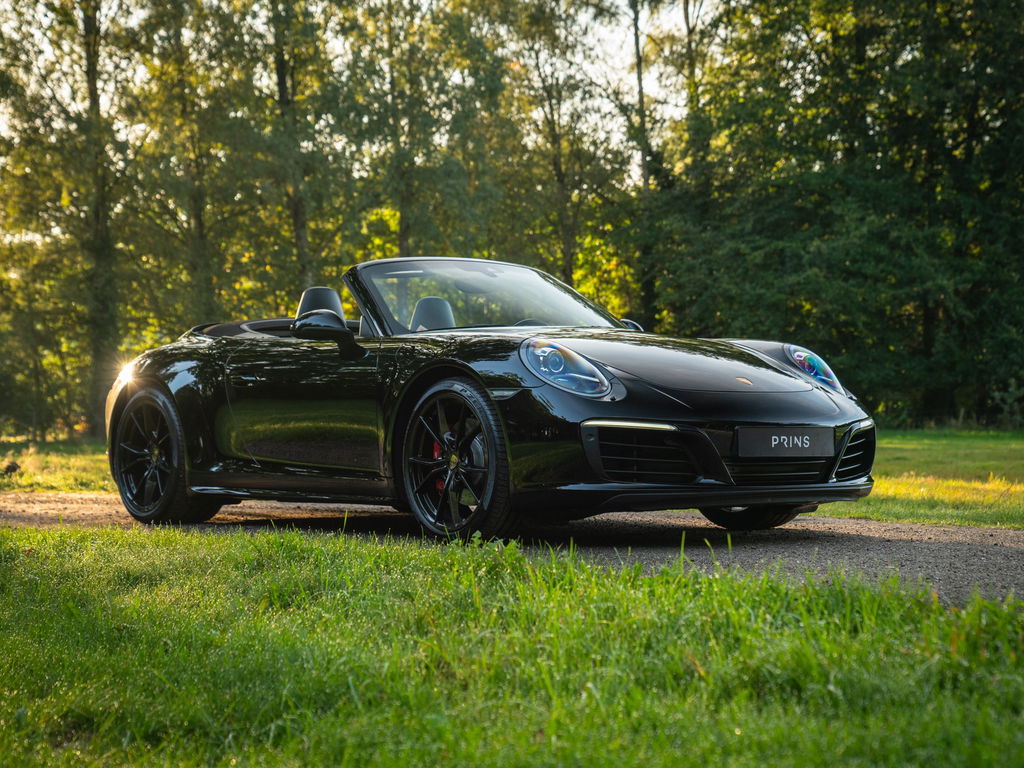 Porsche 911 Carrera 4S Cabrio