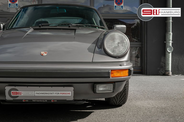 Porsche 911 Carrera 3.2 (US)