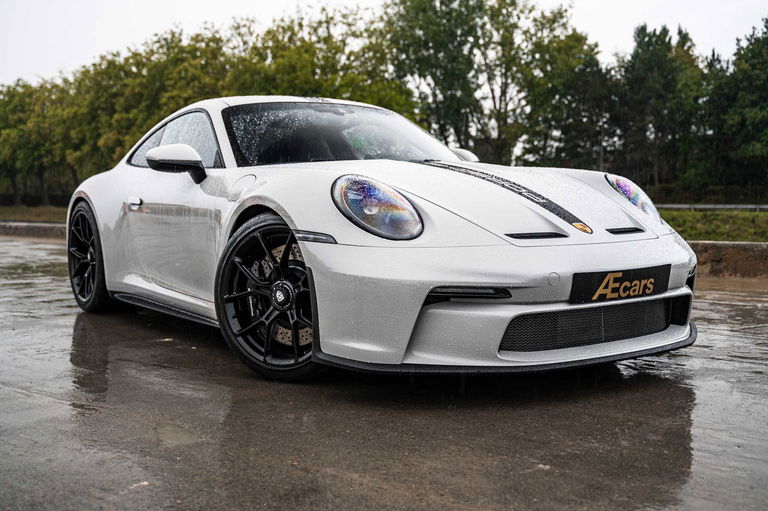Porsche 992 GT3 Touring