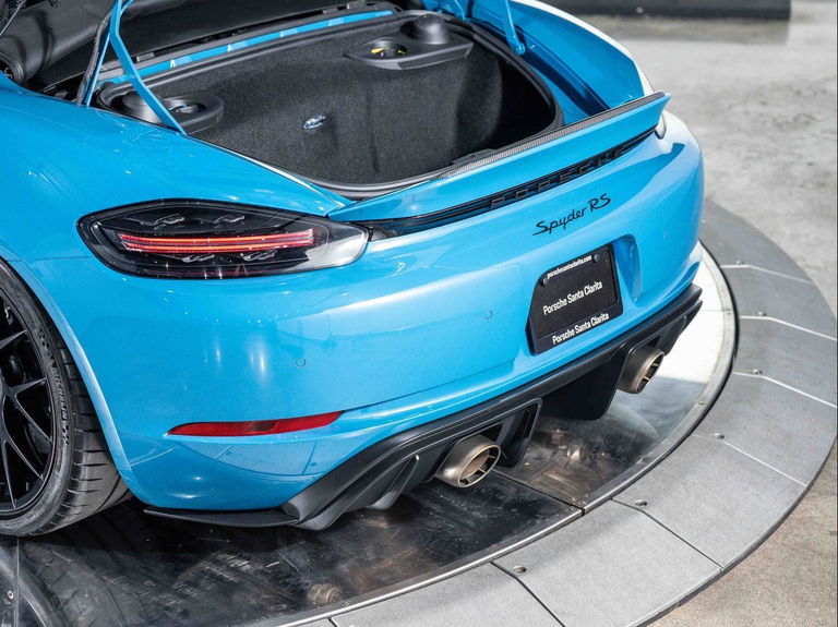 Porsche 718 Spyder RS