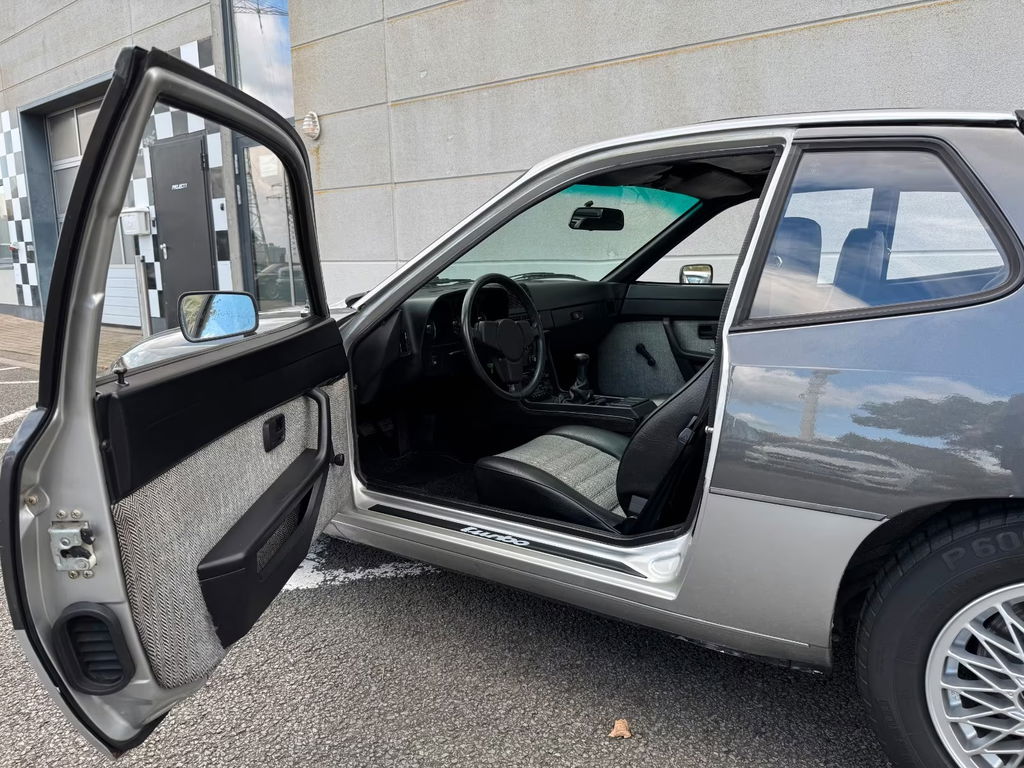 Porsche 924 Turbo