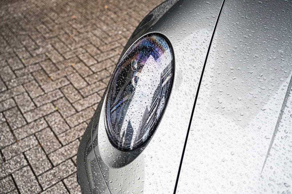 Porsche 992 Carrera 4 GTS