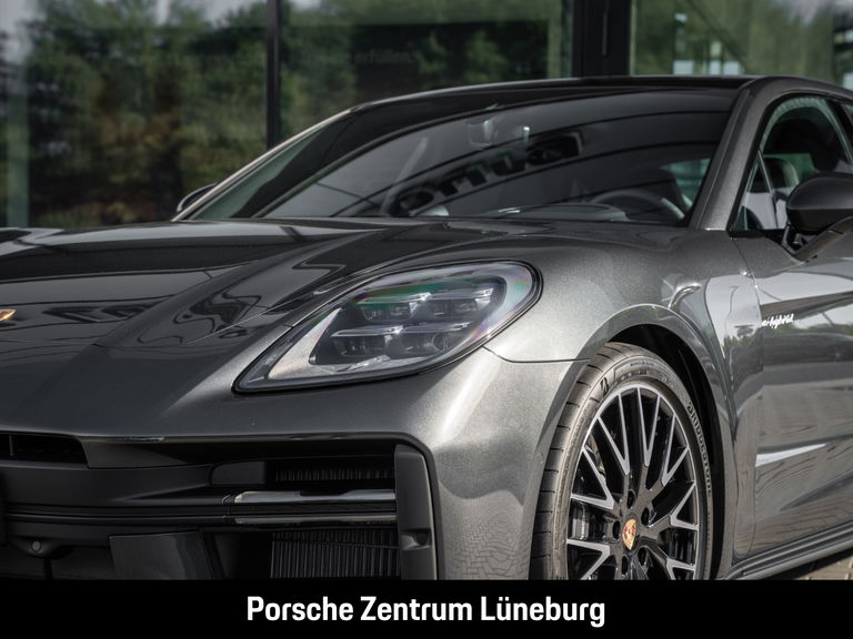 Porsche Panamera 4 E-Hybrid