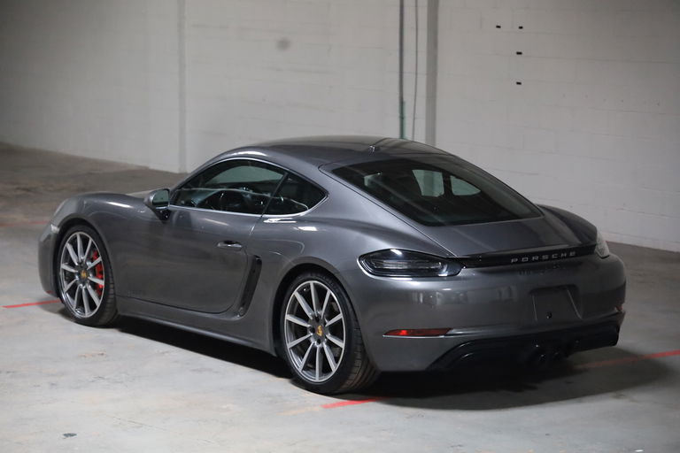 Porsche 718 Cayman GTS