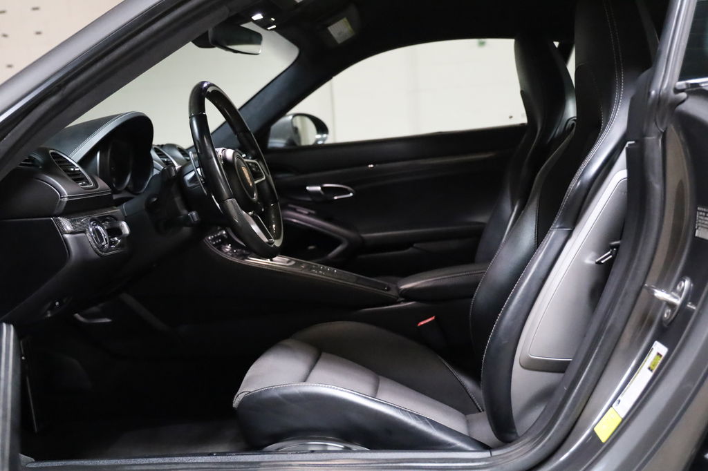 Porsche 718 Cayman GTS