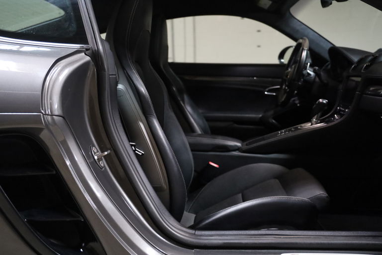 Porsche 718 Cayman GTS