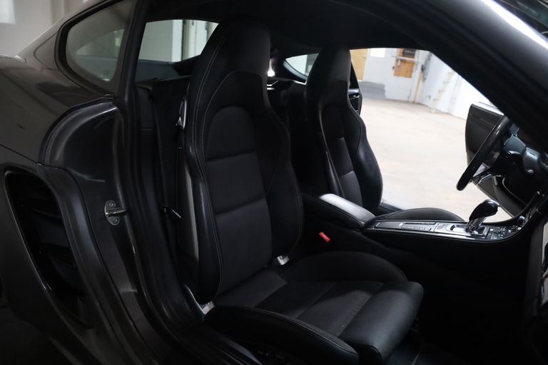 Porsche 718 Cayman GTS