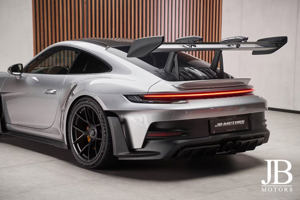 Porsche 992 GT3 RS