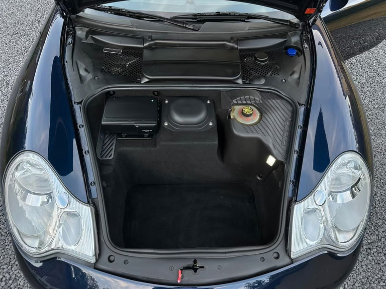 Porsche 996 Carrera 4