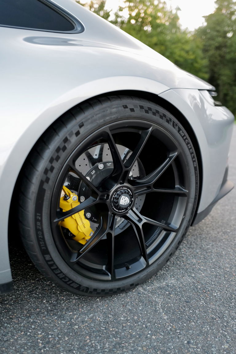 Porsche 992 GT3 Touring