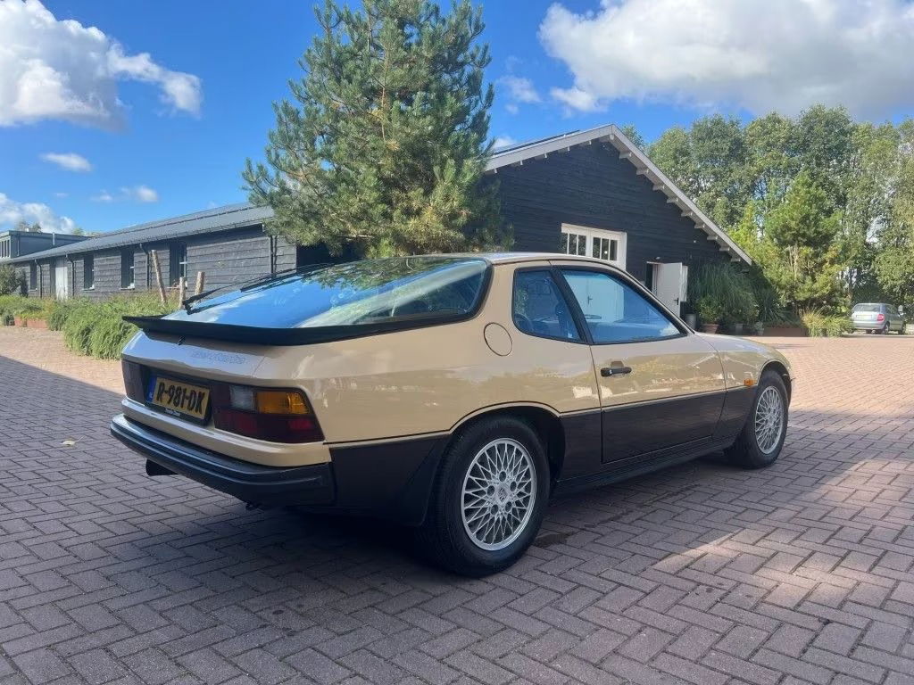 Porsche 924 Turbo