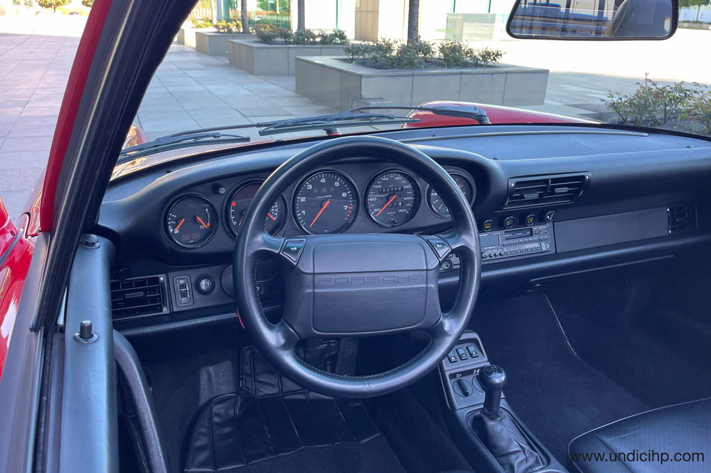 Porsche 964 Carrera 4