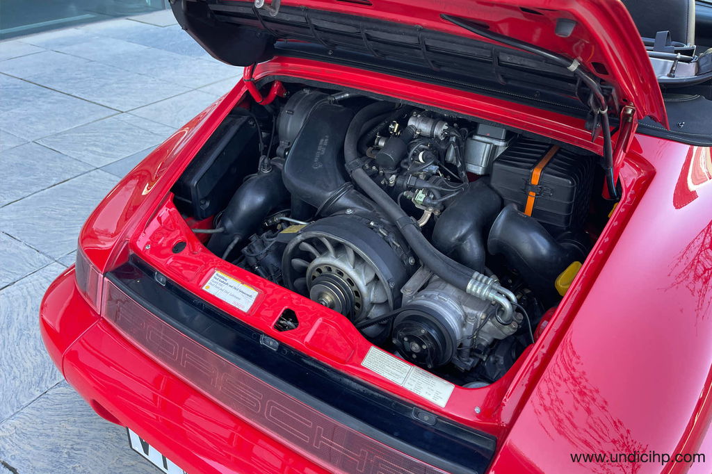 Porsche 964 Carrera 4