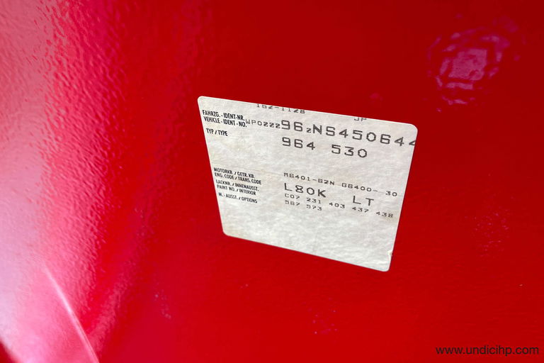 Porsche 964 Carrera 4