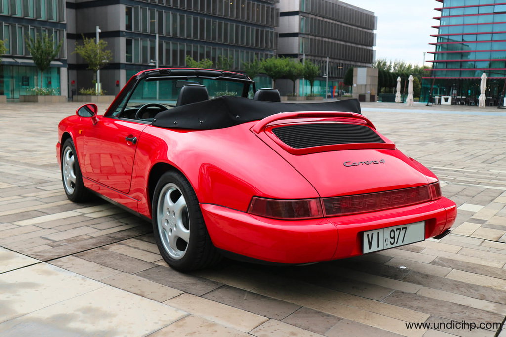 Porsche 964 Carrera 4